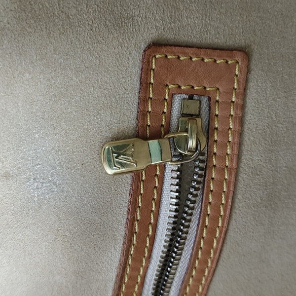 HAMPSTEAD MM Damier Azur Coated Canvas White