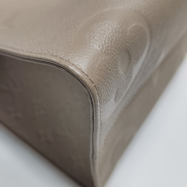 ONTHEGO MM Monogram Calfskin Gray