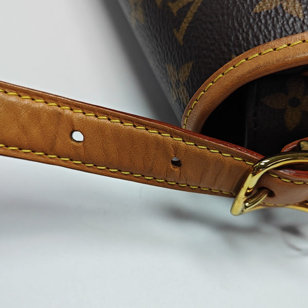 TAMBOURINE Monogram Coated Canvas Brown
