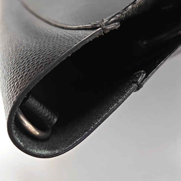 Authenticated pre-owned VERTICAL CABAS Small Calfskin Black - Tote Bag at Looply