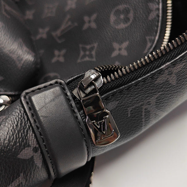 DISCOVERY PM Monogram Coated Canvas Black