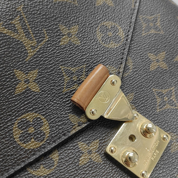 MÉTIS MM Monogram Coated Canvas Brown