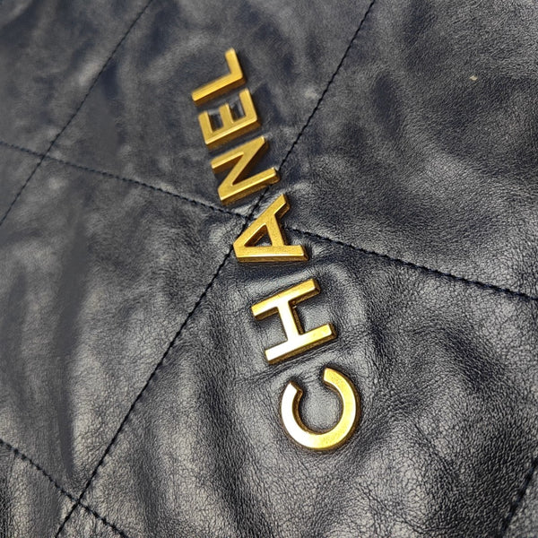 CHANEL 22 Medium Quilted Calfskin Blue