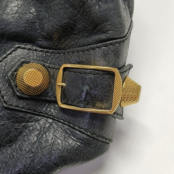 Pompon Bag Calfskin Black