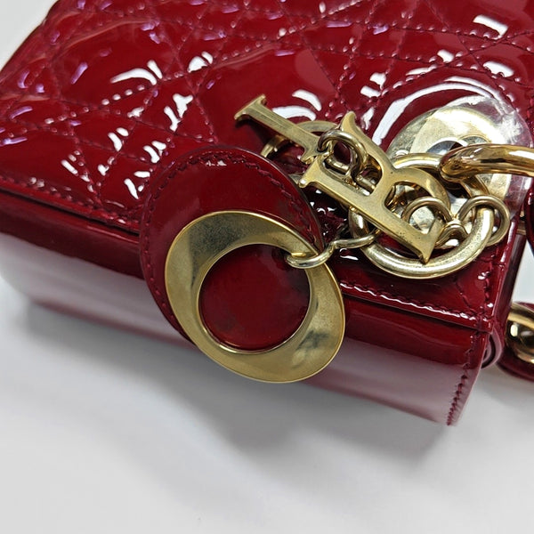 Lady Dior Mini Piel Charol Acolchada Roja