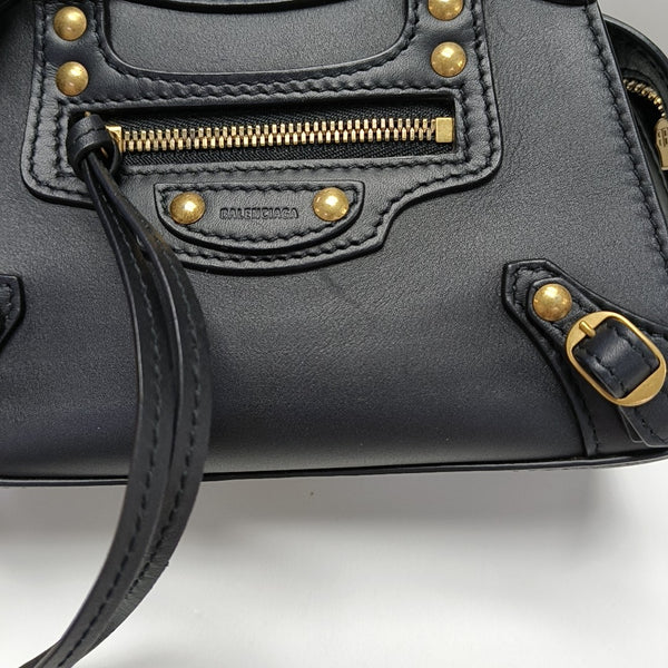 Neo Classic Calfskin Black