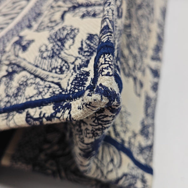 Book Tote Medium Canvas Blue
