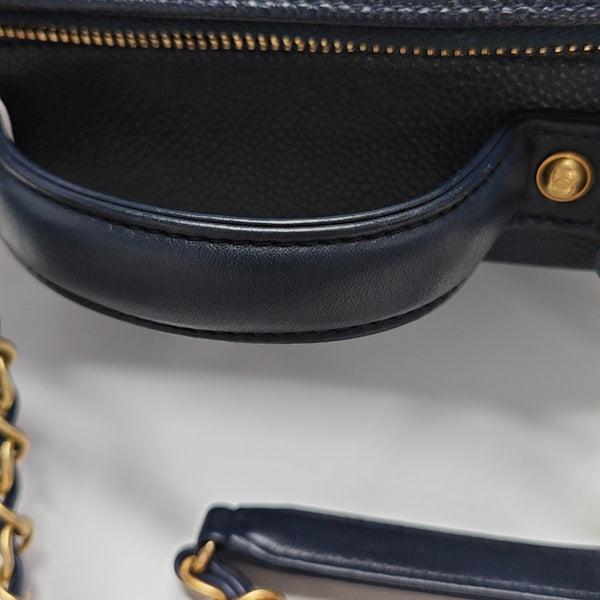 FILIGREE Medium Quilted Grained Calfskin Blue