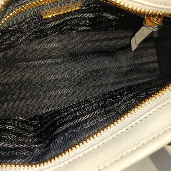 Bonnie Mini Calfskin White