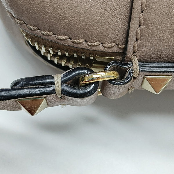 Rockstud Calfskin Beige