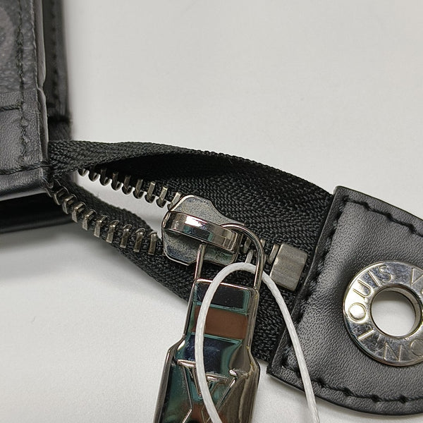 Pochette Voyag MM Monogram Coated Canvas Black