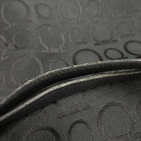 Canvas Black