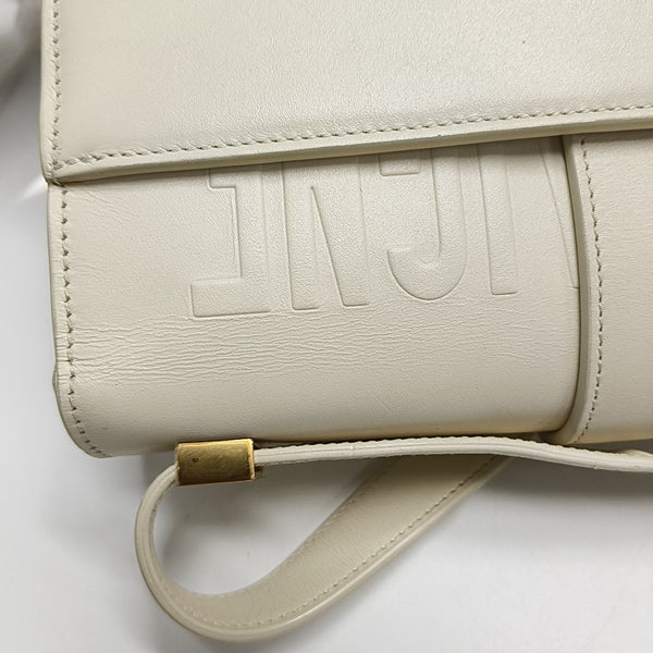 30 Montaigne Calfskin White