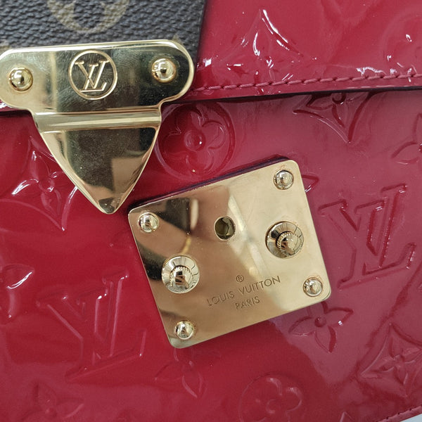 SPRING STREET Patent Leather Red