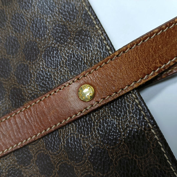Coated Canvas Brown