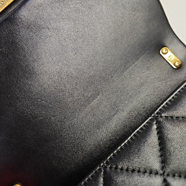 CLASSIC FLAP Quilted Lambskin Black