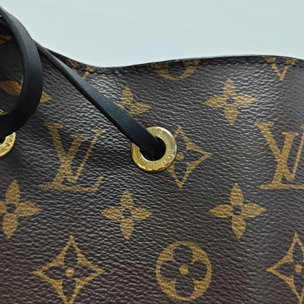 NÉONOÉ MM Monogram Coated Canvas Brown
