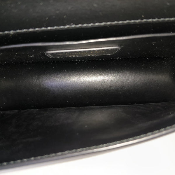 30 Montaigne East-West Small Calfskin Black
