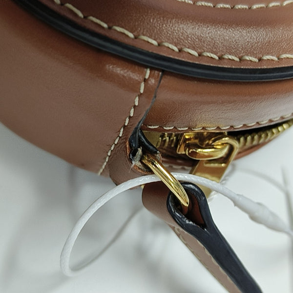 TRIOMPHE Small Calfskin Brown