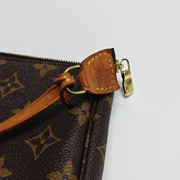 ACCESSOIRES Monogram Coated Canvas Brown