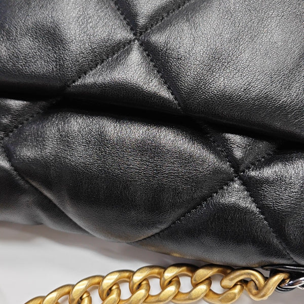 CHANEL 19 Small Quilted Lambskin Black