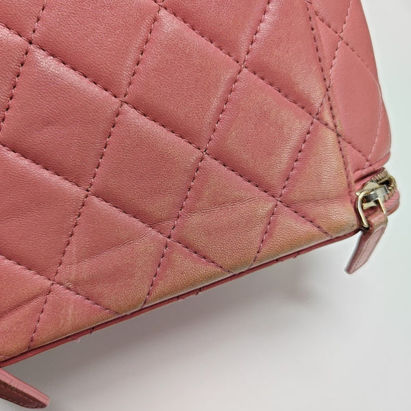 VANITY CASE Small Quilted Lambskin Pink