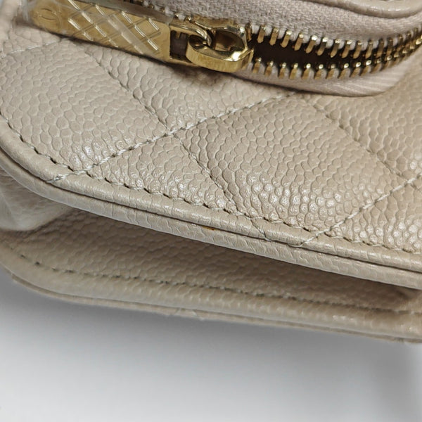 BUSINESS AFFINITY Quilted Grained Calfskin White
