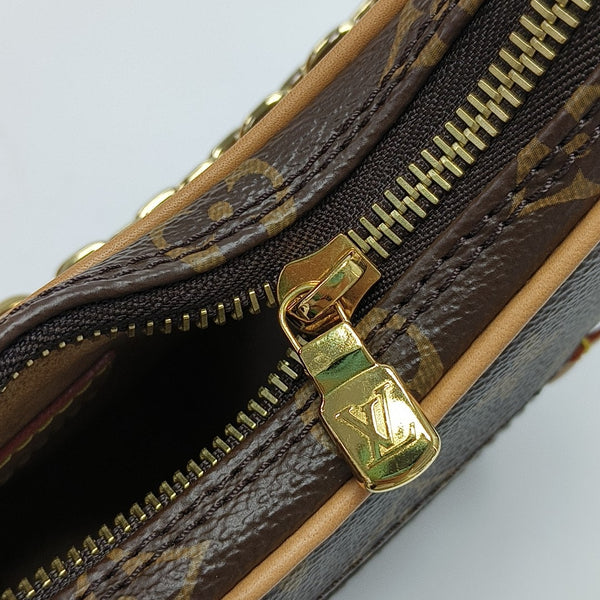 LOOP Monogram Coated Canvas Brown