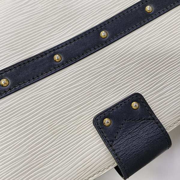 TRUNK Epi White