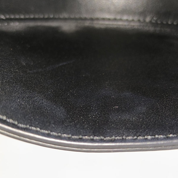 TRIANGLE Calfskin Black