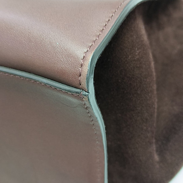 TRAPEZE Medium Calfskin Red