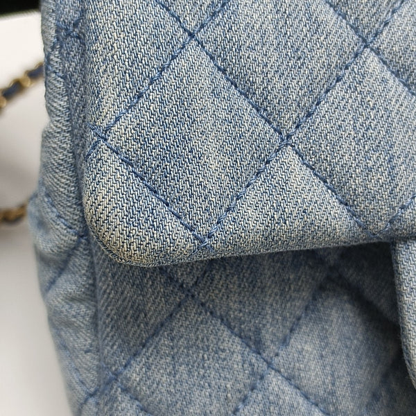 CLASSIC FLAP Mini Quilted Denim Blue