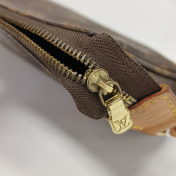 ACCESSOIRES GM Monogram Coated Canvas Brown