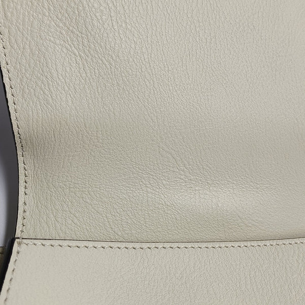 Nile Medium Calfskin White