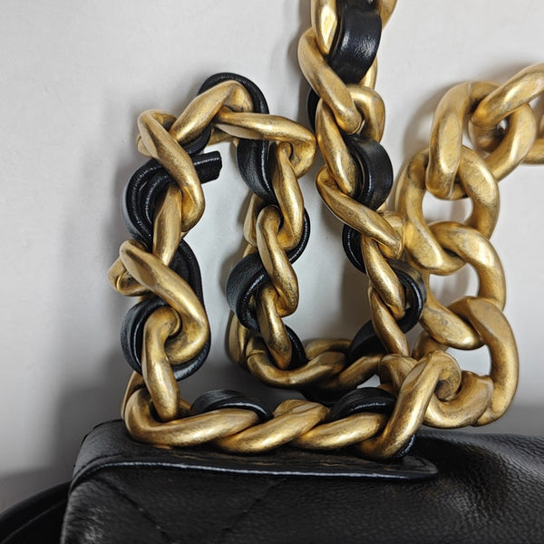 CHANEL 19 Small Quilted Lambskin Black