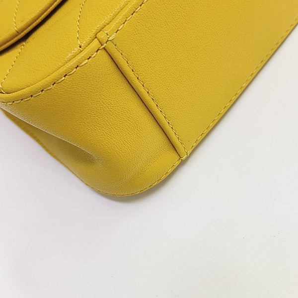 CHAIN INFINITY TOP HANDLE Quilted Lambskin Yellow