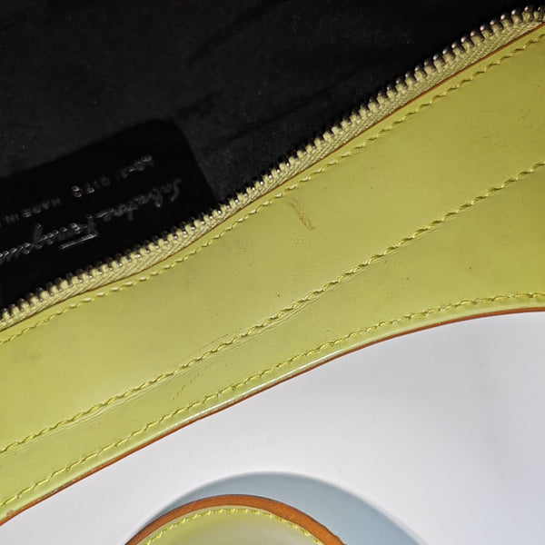 Clasp Hobo Calfskin Green