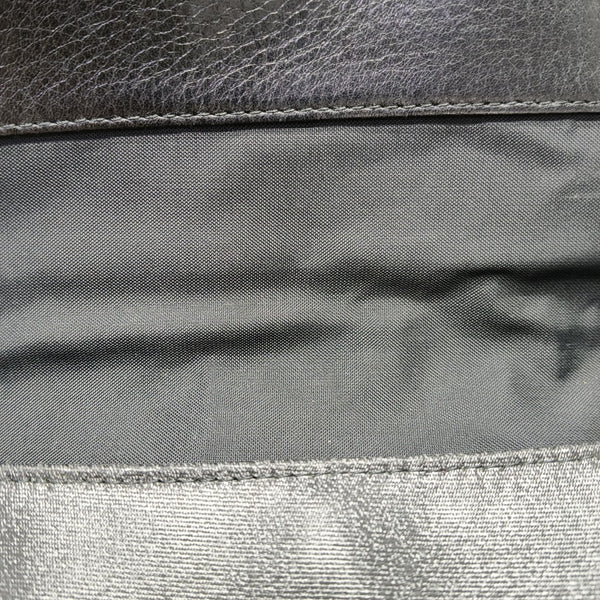 Canvas Black