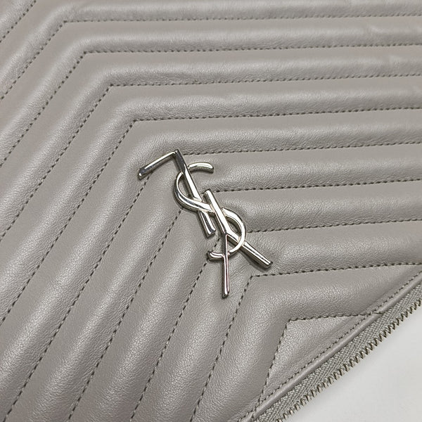 MATELASSE Chevron Calfskin Gray