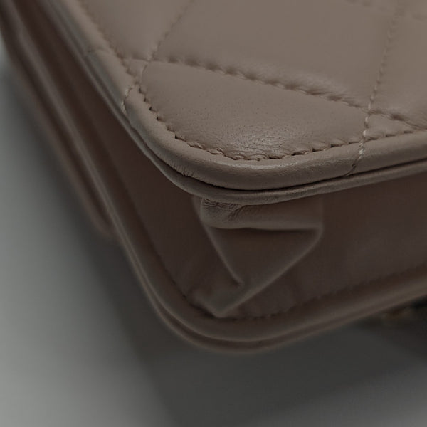 Quilted Lambskin Shoulder Bag Pink