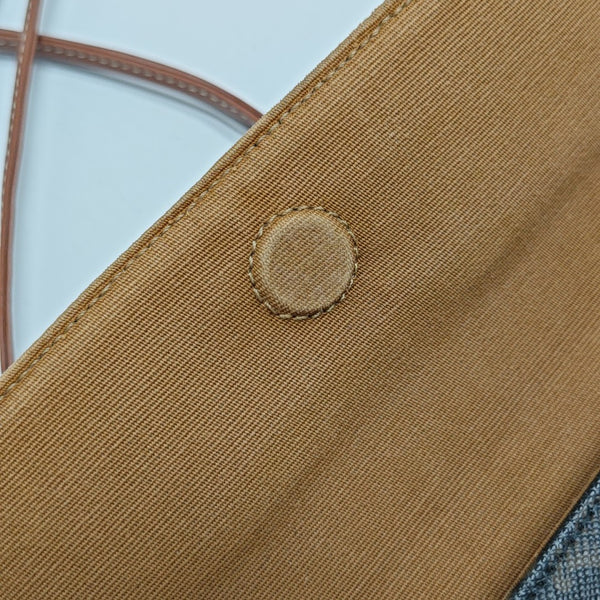 TRIANGLE Coated Canvas Brown