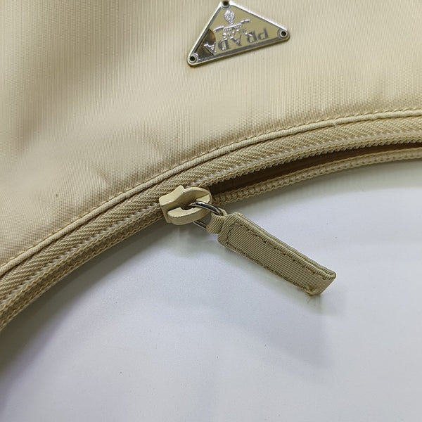 Re-Edition2000 Mini Nylon Beige