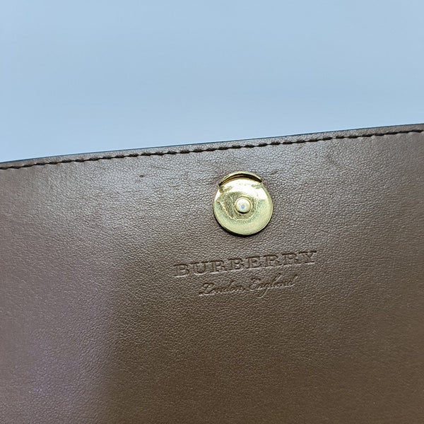 Hampshire Canvas Brown