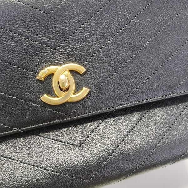 Quilted Calfskin Shoulder Bag Black