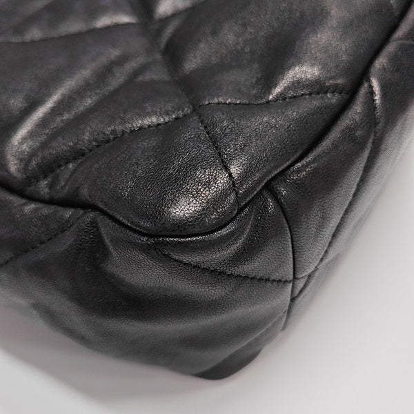 CHANEL 19 Medium Quilted Lambskin Black