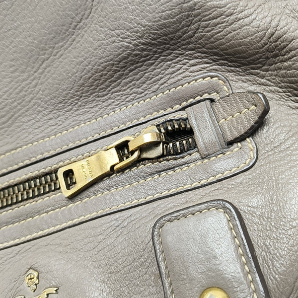 Teal Vitello Daino Front Zip Tote Calfskin Gray