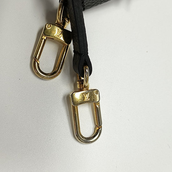 EASY POUCH ON STRAP Monogram Calfskin Black
