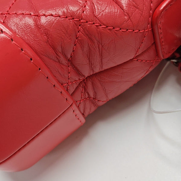 Authenticated pre-owned GABRIELLE Small Quilted Calfskin Red - Shoulder Bag at Looply
