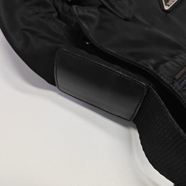 Vela Messenger Bag Nylon Black