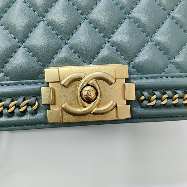 BOY CHANEL Small Quilted Calfskin Green
